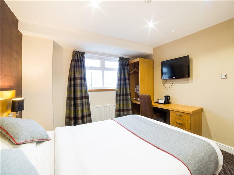 Oyo Imperial Hotel Barrow-in-Furness Exteriér fotografie
